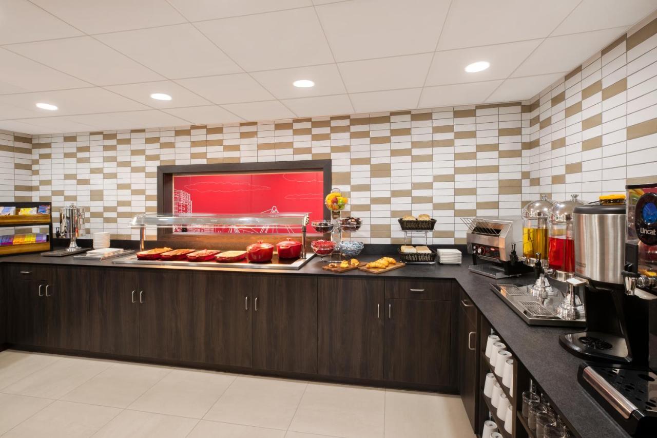 Ramada By Wyndham East Hotel